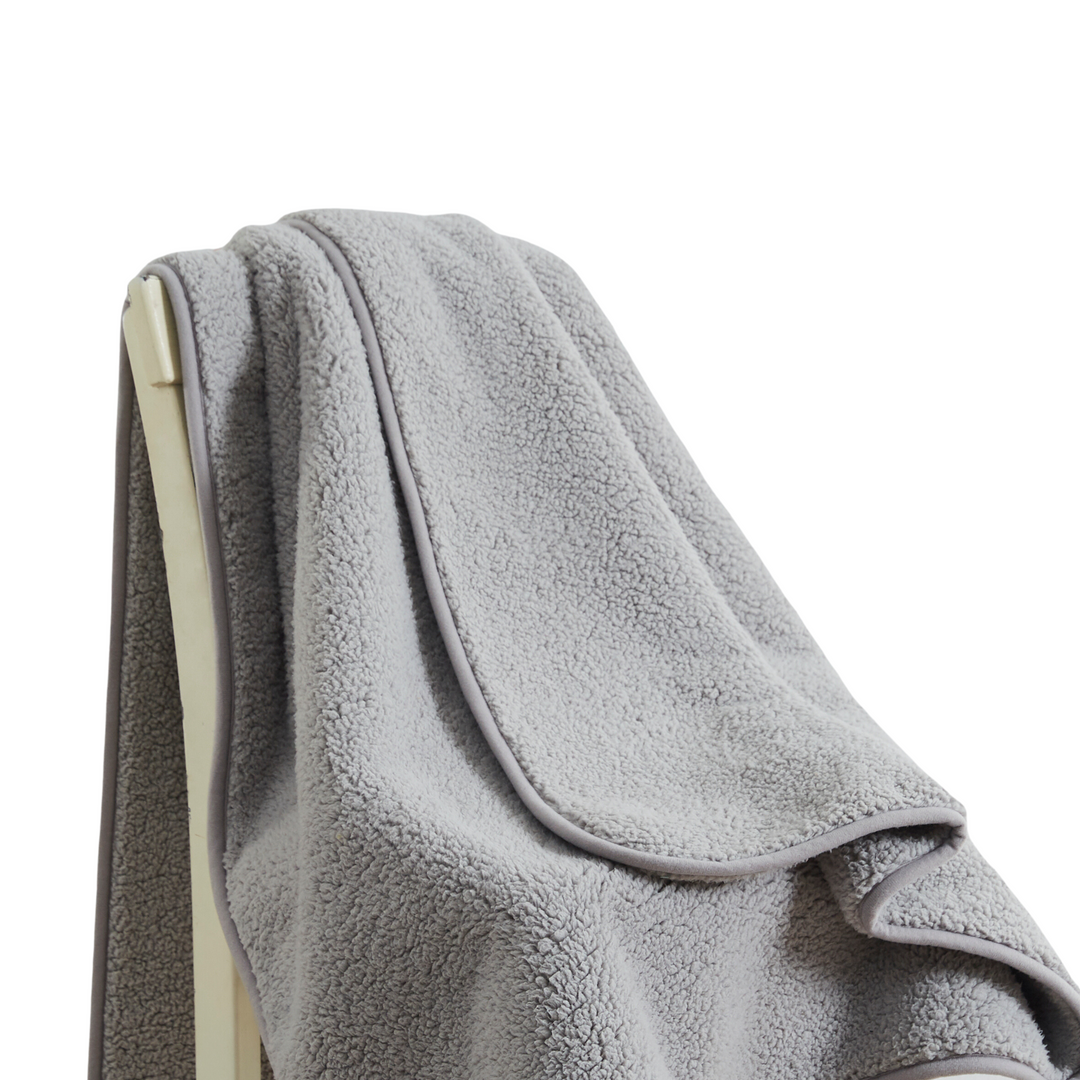 Waterproof Sherpa Pet Blanket