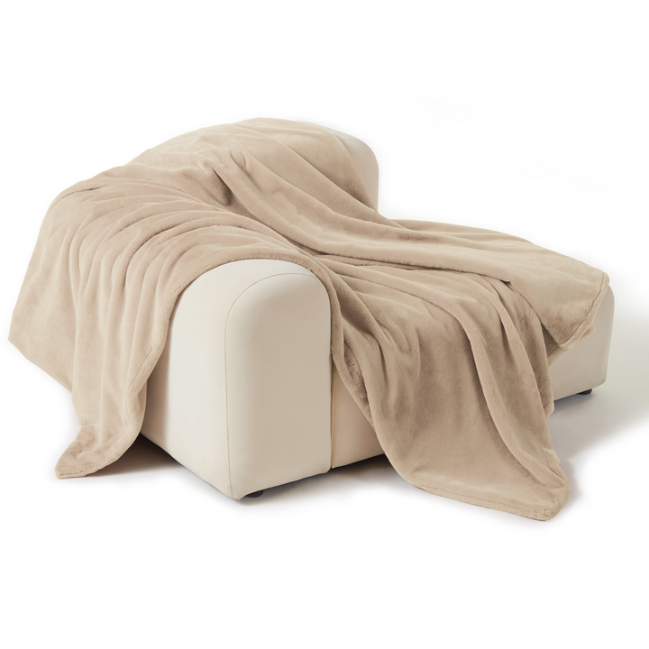 Double-Sided Soft and Luxurious Faux Fur Throw Blanket